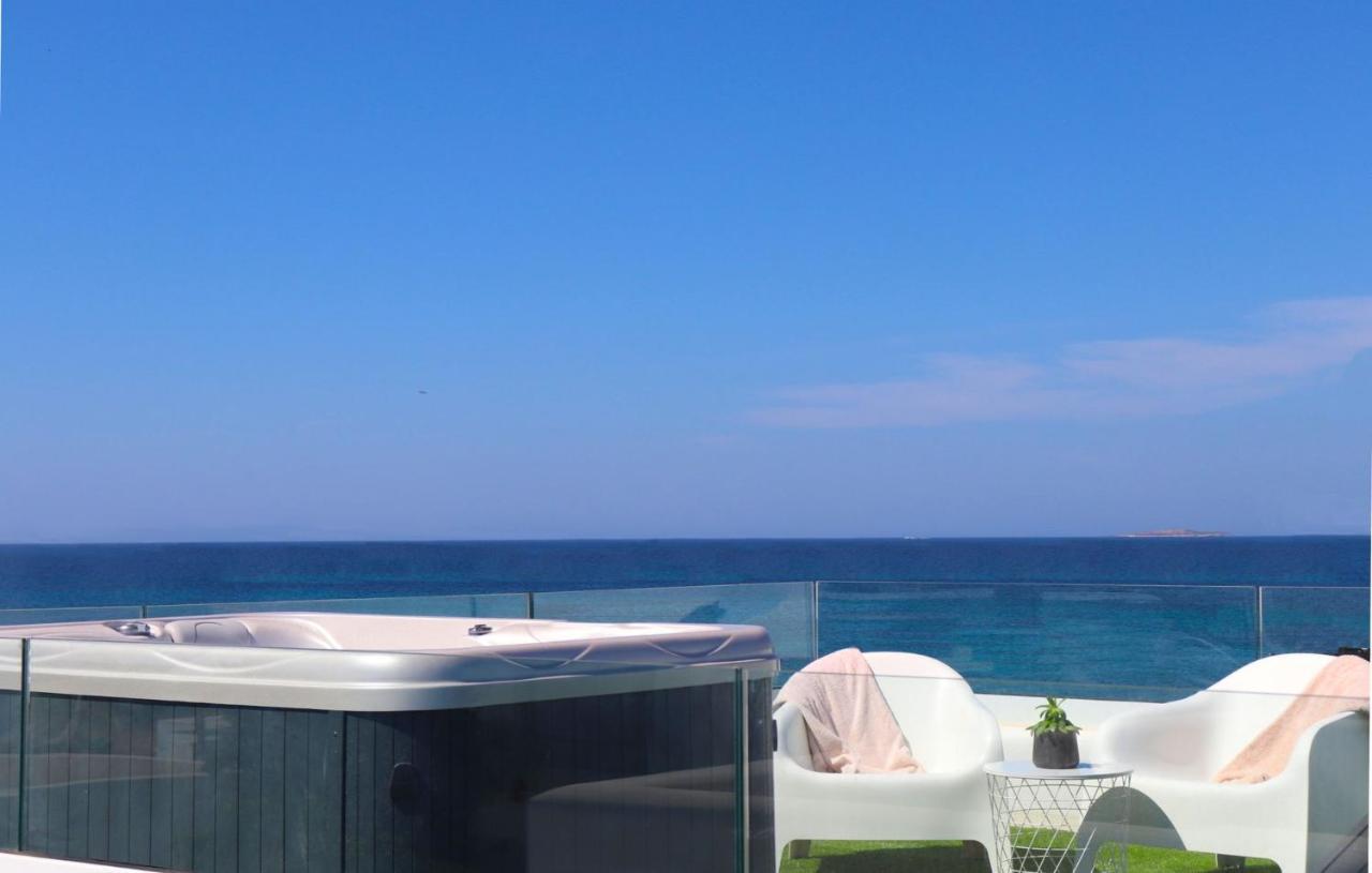 Beach Apartment Thalia With Hot Tub And Sea View Ágios Prokópios Extérieur photo